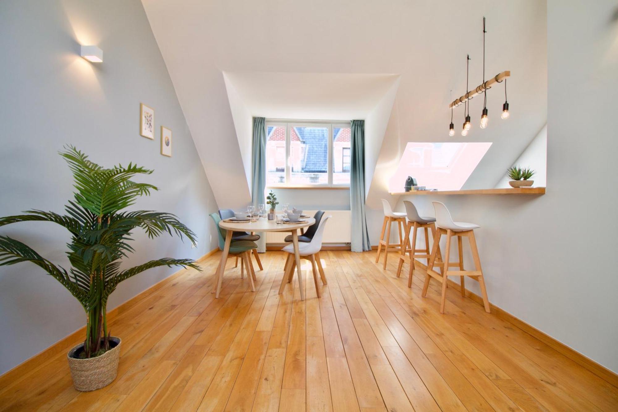 Heart Of Grand Place - Stunning 2Br Duplex Bruxelas Exterior foto